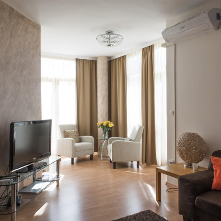 Feng Shui Wellness Apartmanhaz Heviz Exterior photo
